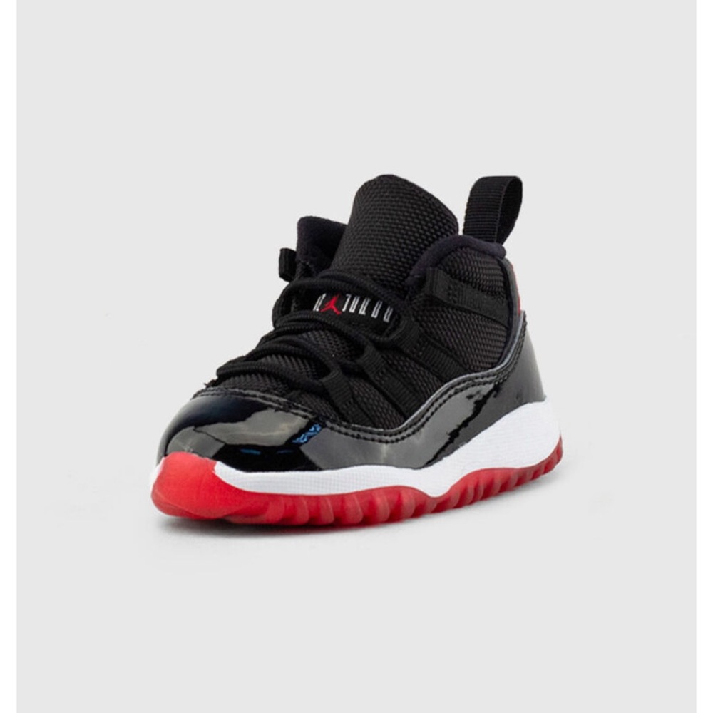 DEADSTOCK Jordan 11s Bred 2019